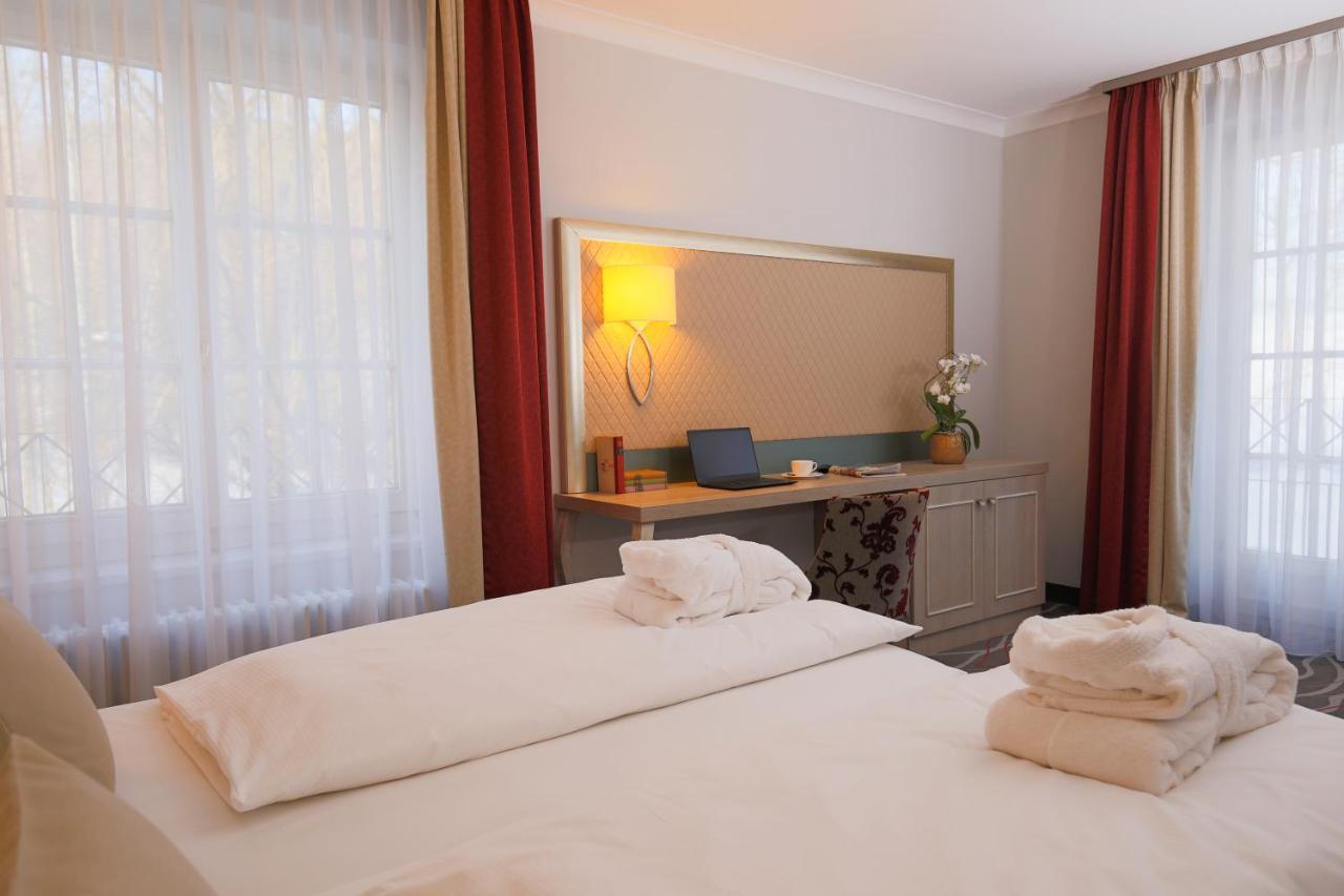 Hotel Bayerischer Hof Miesbach, BW Premier Collection Bagian luar foto